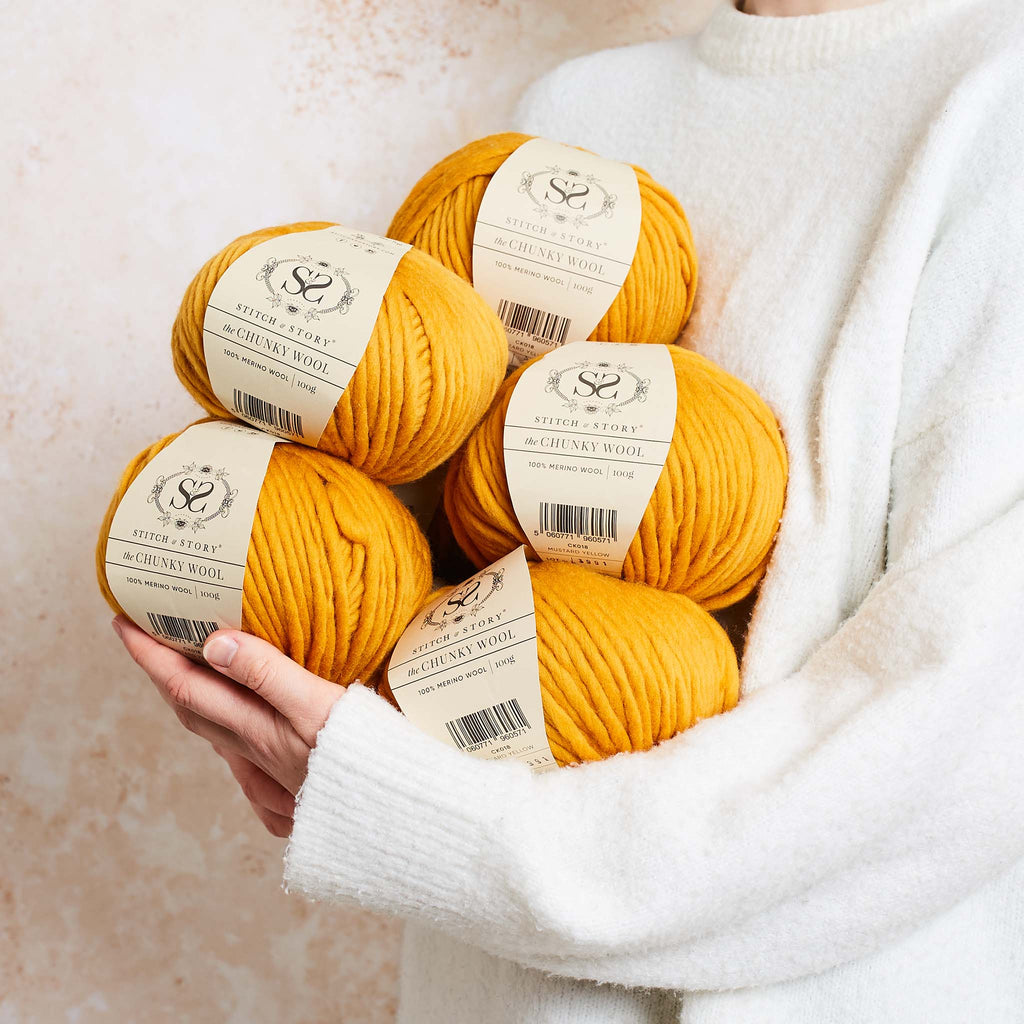  5 Balls/250g Yarn Ave 100% Merino Wool Lace Weight Yarn, Soft  Yarn for Hand Knitting & Crocheting Pullovers, Shawls, Baby Sweaters,with  Gifts of 5 Rolls Elastic Threads (#832 Beige)