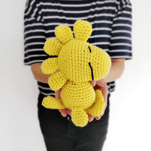 Peanuts: Woodstock Amigurumi Crochet Kit